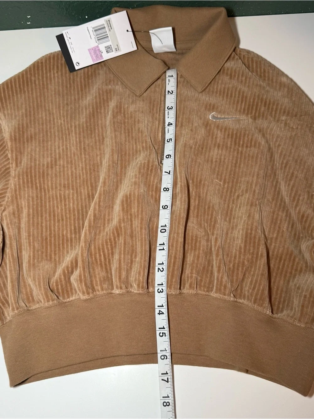 NEW! Nike Women’s Tan Velour 1/4 Zip Cropped Jacket XS Oversized Fit